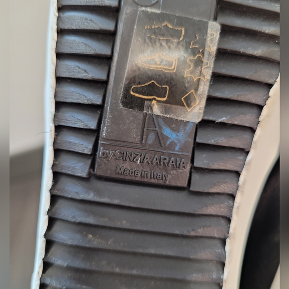 Cinzia Araia Italian Leather Boots - Size 36.5 (US 6) - Picture 2 of 8